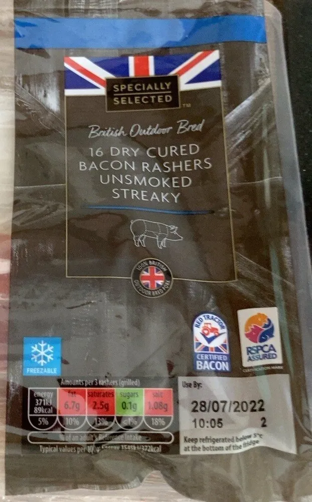 Unsmoked dry cured streaky bacon rashers