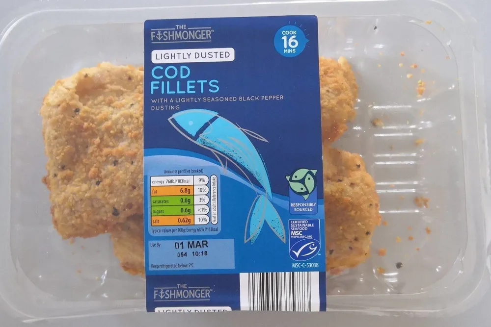 Lightly Dusted Cod Fillets