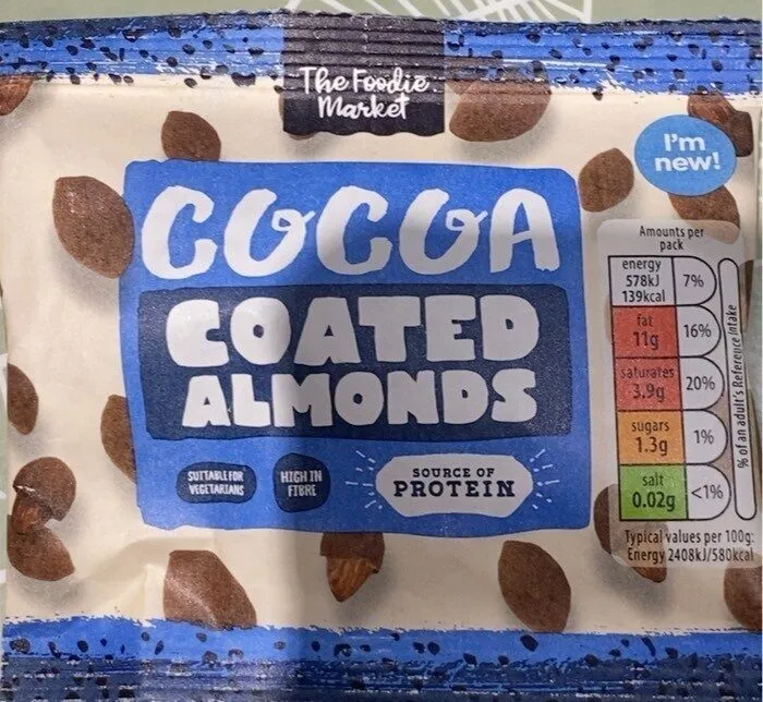 Cocoa coated almonds
