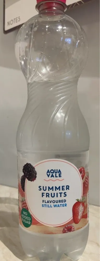 summer fruits flavoured still water