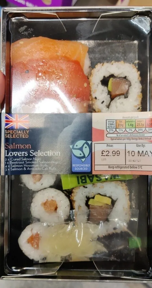 Premium Salmon Sushi