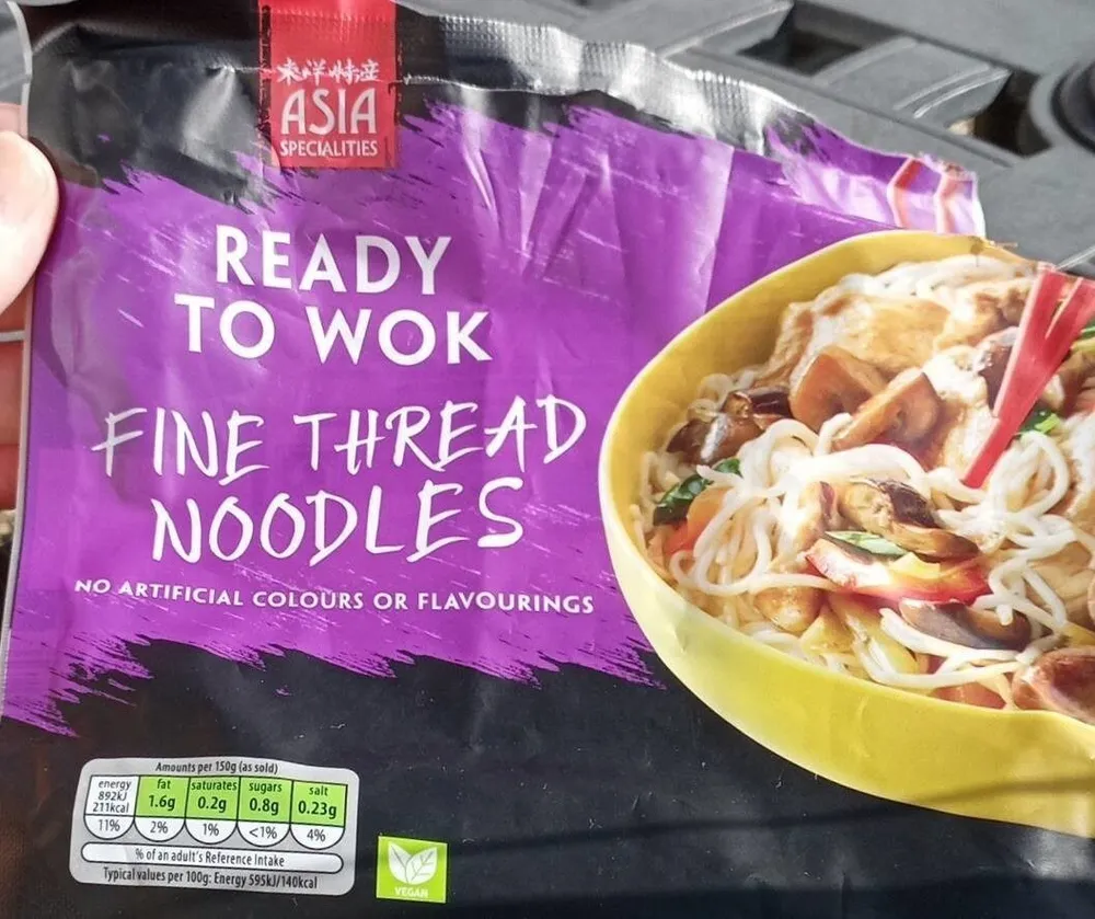 Ready to work fine thread noodles
