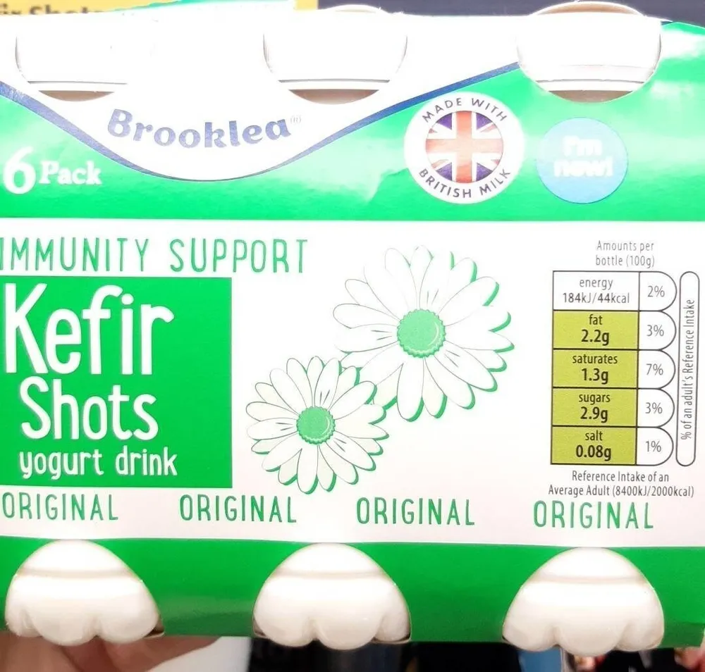 Kefir shots yogurt drinj