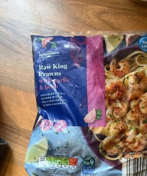 Raw king prawns with garlic & herb
