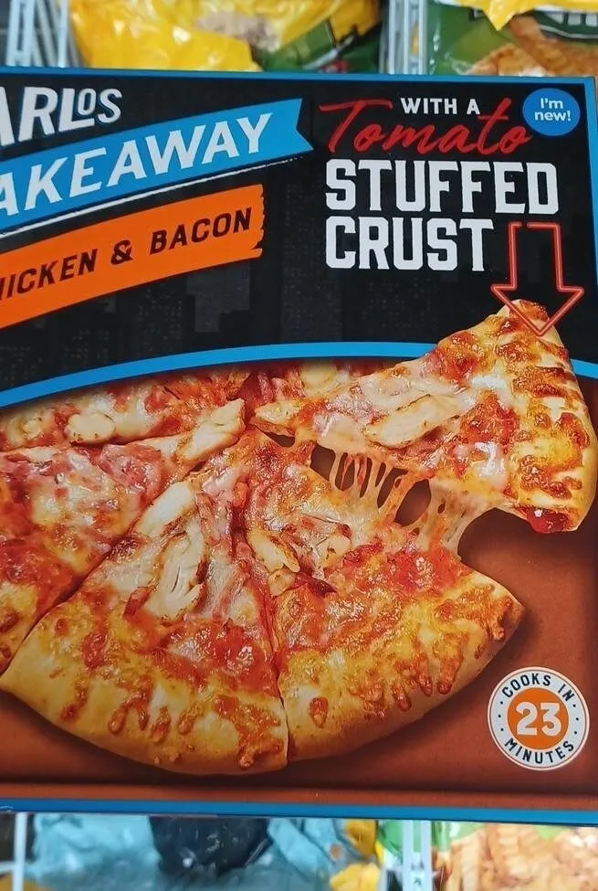 Chicken and bacon pizza