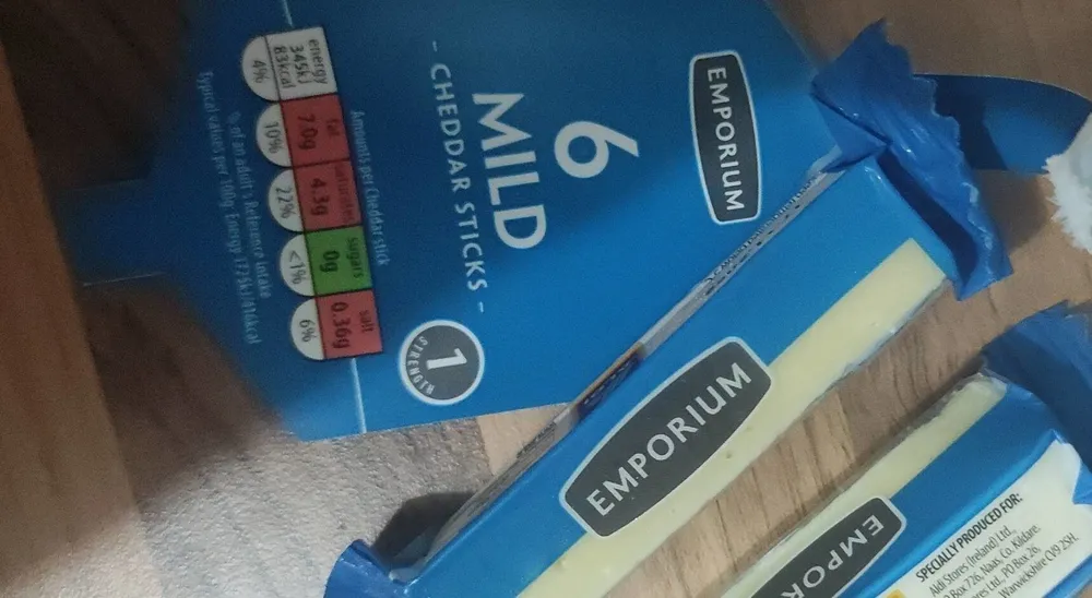 Emporium mild cheddar sticks