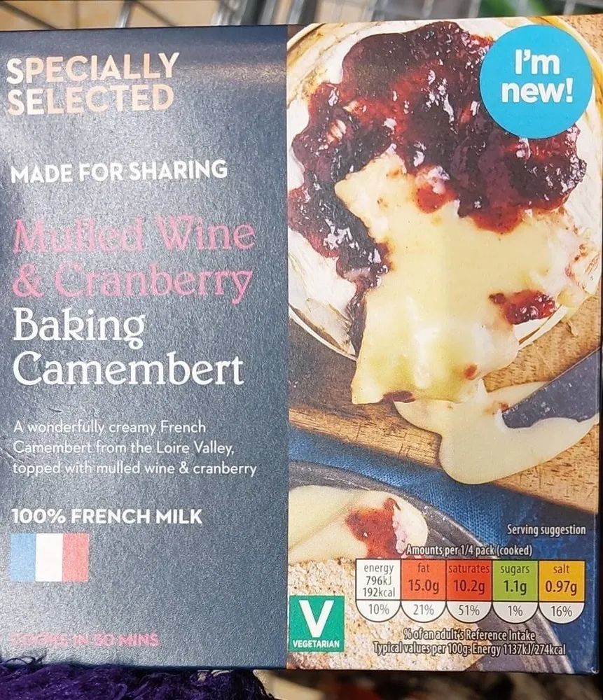 Mulled wine and cranberry baking camembert