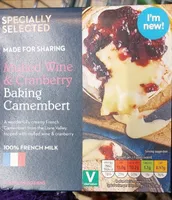 Mulled wine and cranberry baking camembert
