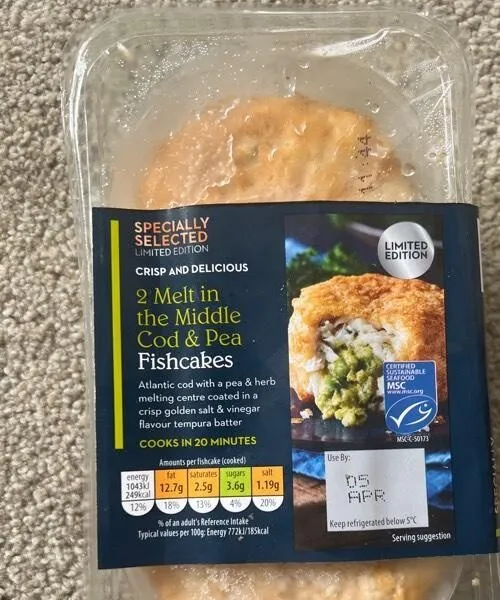 Melt in the middle Cod & Pea fish cakes
