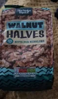 Walnut halfs