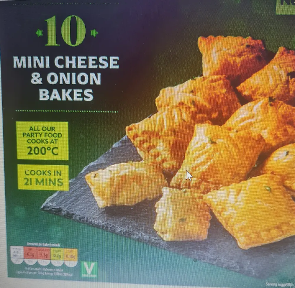 mini cheese &onion bakes