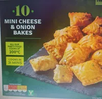 mini cheese &onion bakes
