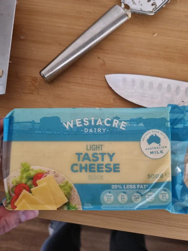 LIGHT TASTY CHEESE BLOCK