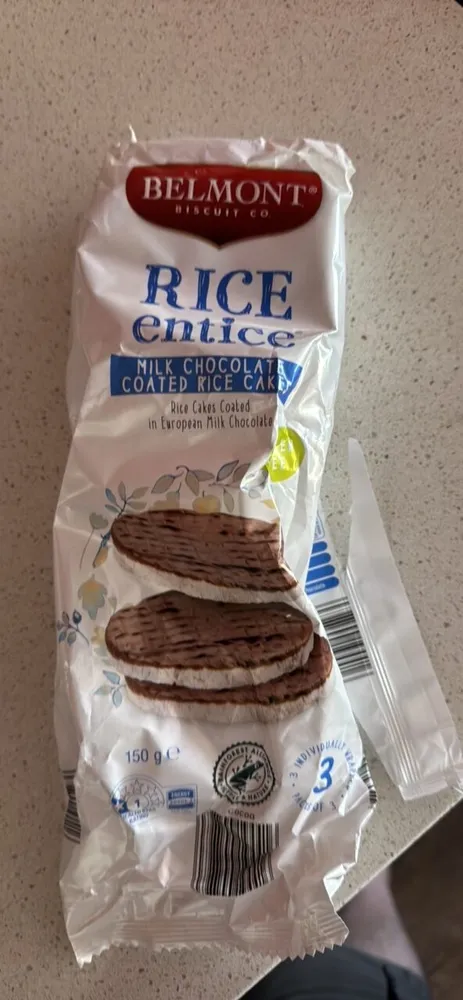MILK CHOCOLATE COATED RICE CAKES