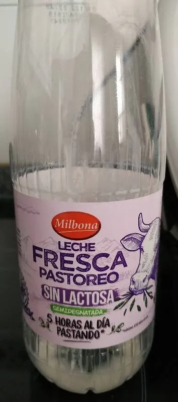 Leche fresca pastoreo sin lactosa semidesnatada