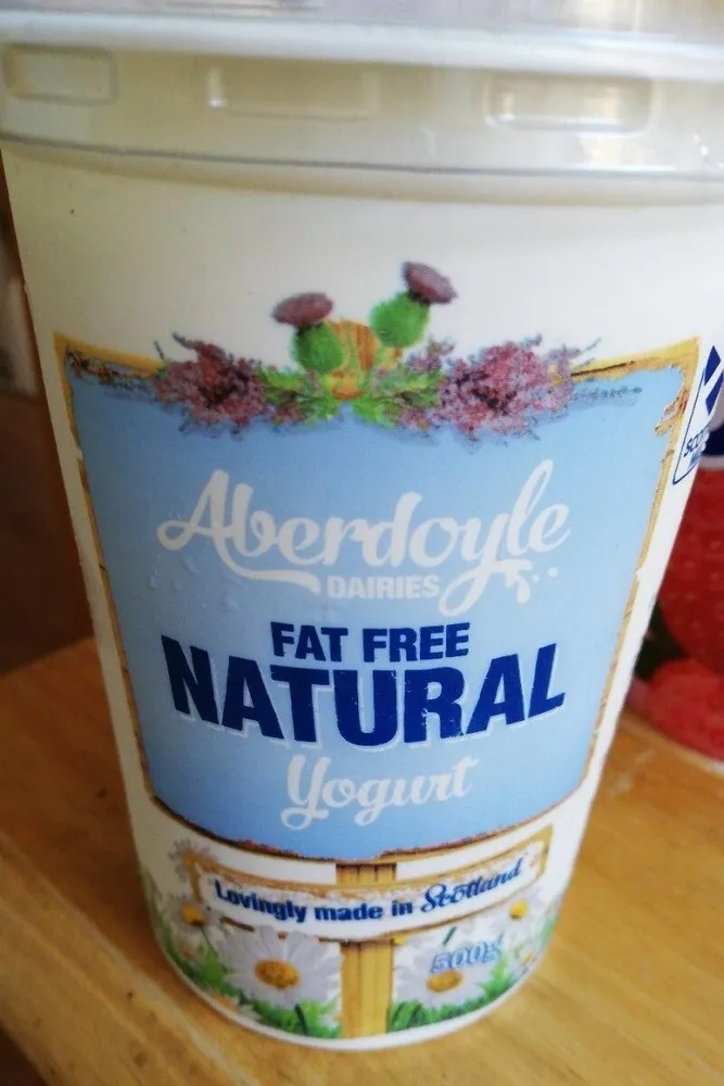 Fat free natural yogurt