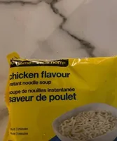 Chicken flavour instant noodle soup