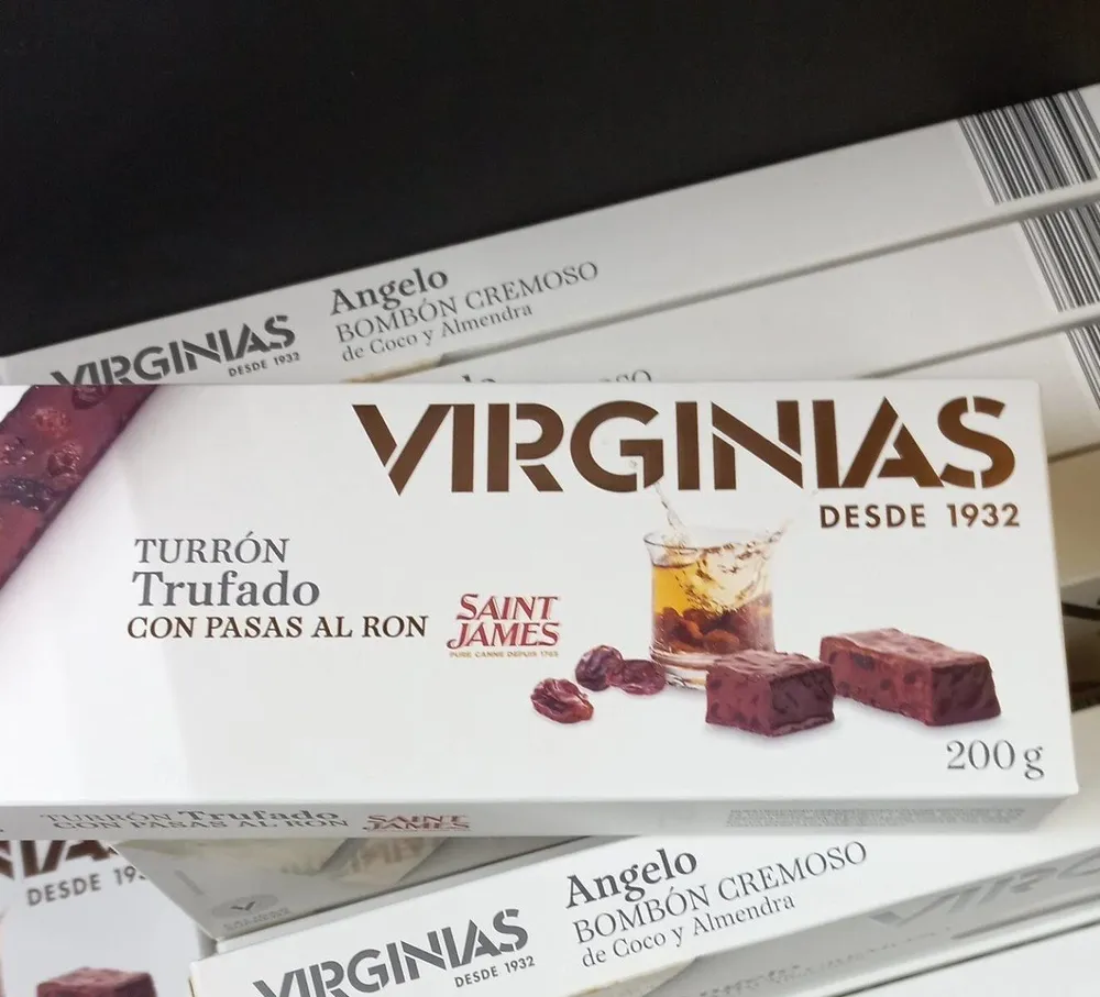 Turrón trufado con pasas al ron