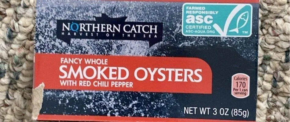 Fancy Whole Smoked Oysters with Red Chili Pepper