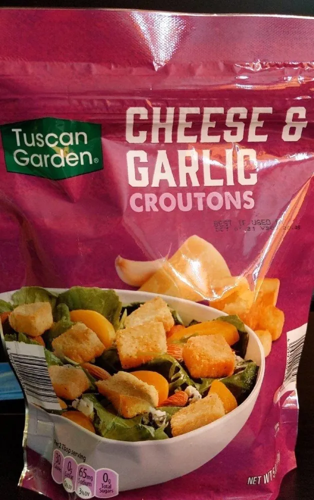 CHEESE & GARLIC CROUTONS