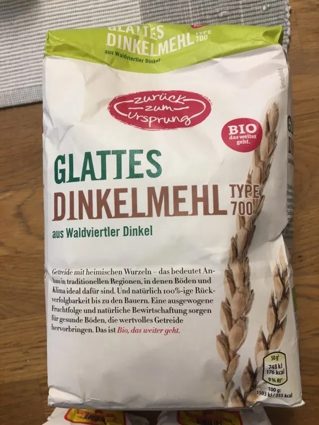 Dinkelmehl glatt 700