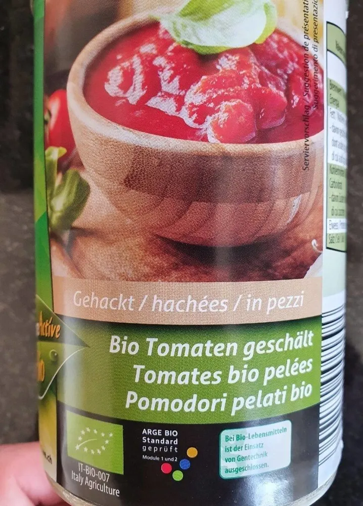 Tomaten geschält ganz