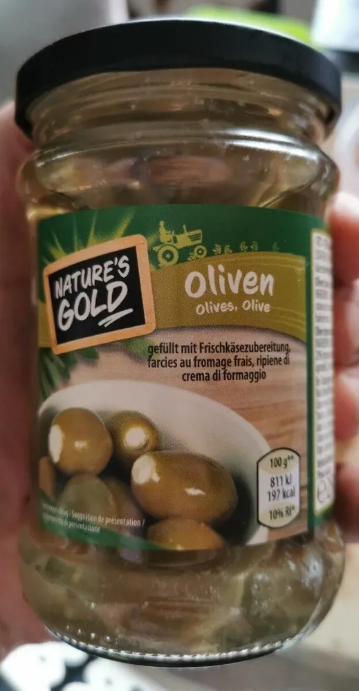 Oliven gefüllt