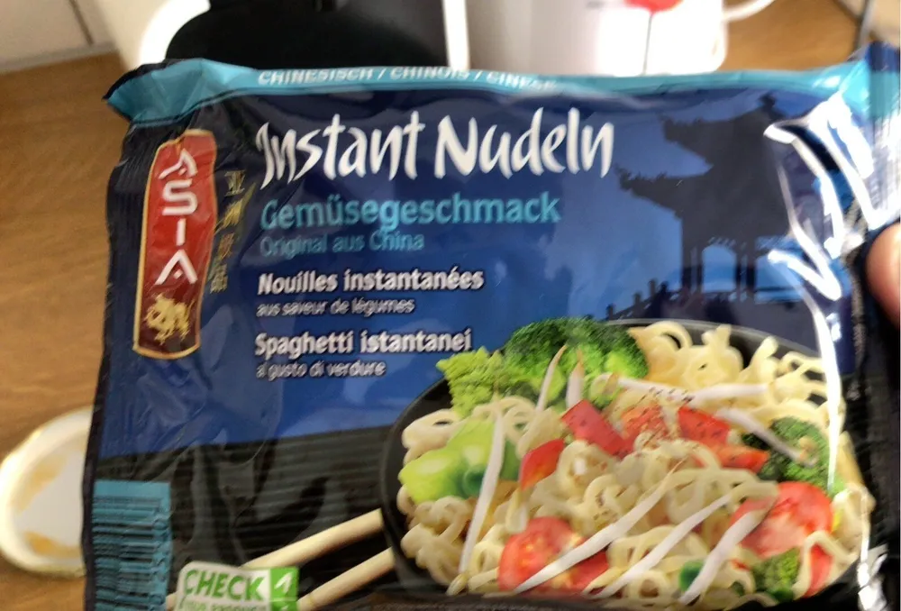 Instant Nudeln