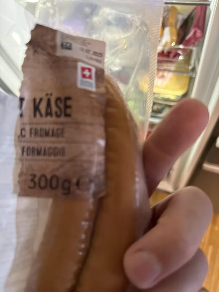 Wienerli mit Käse