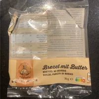Brezel mit Butter
