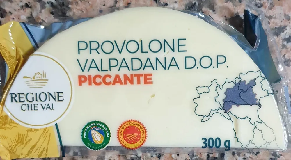 Provolone piccante