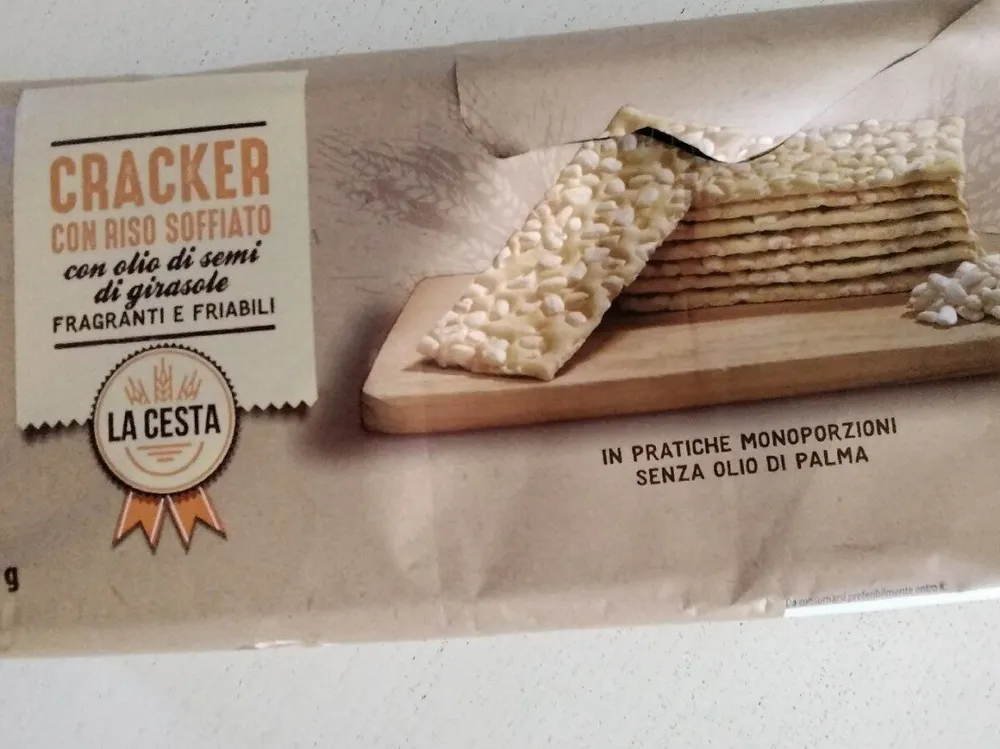 Cracker con riso soffiato