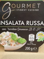 Insalata russa con basilico
