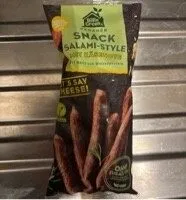 Veganer Snack Salami-Style mit Käsenote
