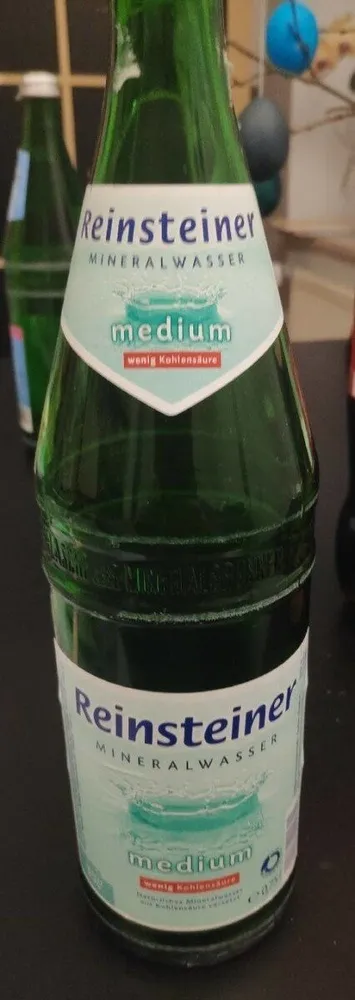 Mineralwasser medium wenig Kohlensäure