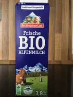 Frische Bio Alpenmilch