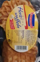 Herzwaffeln mit feiner Butter