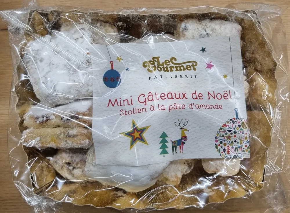 Mini gâteaux de Noël stollen à la pâte d'amande