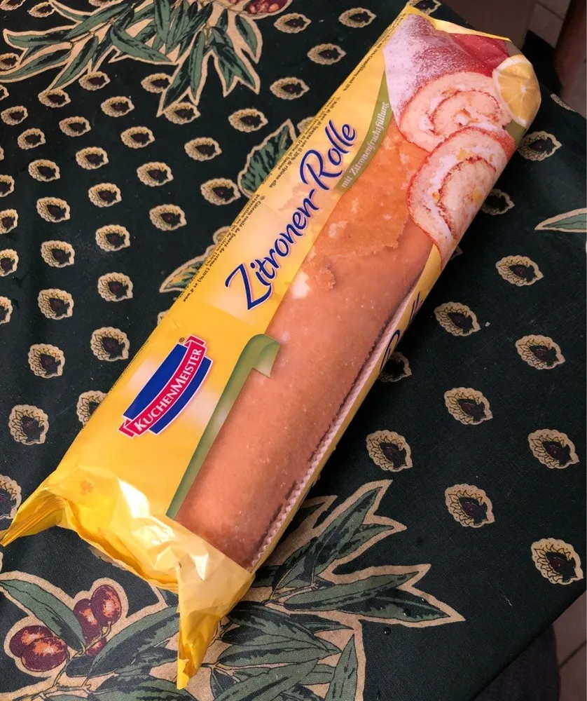 Kuchenmeister, cake roll, lemon fruit