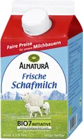 Frische Schafmilch