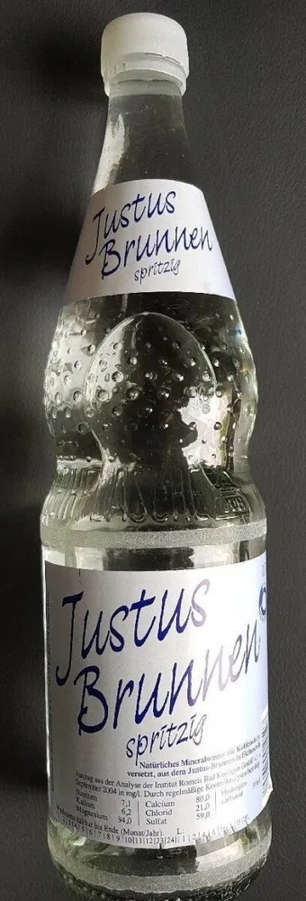 Justus Brunnen spritzig Mineralwasser