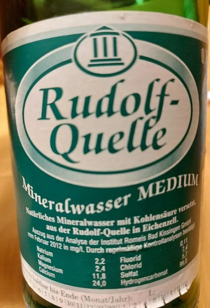 Mineralwasser Medium