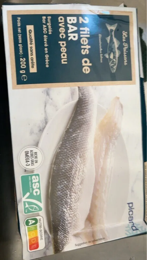 Filets de bar avec peau