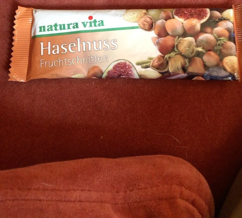 Haselnuss Fruchtschnitten