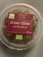 Grüne Oliven mit Knoblauch