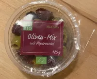 Oliven-Mix mit Peperoncini