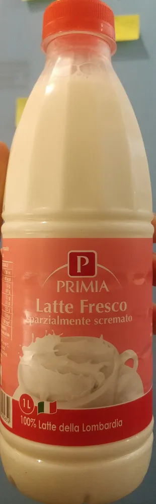 latte fresco parzialmente scremato