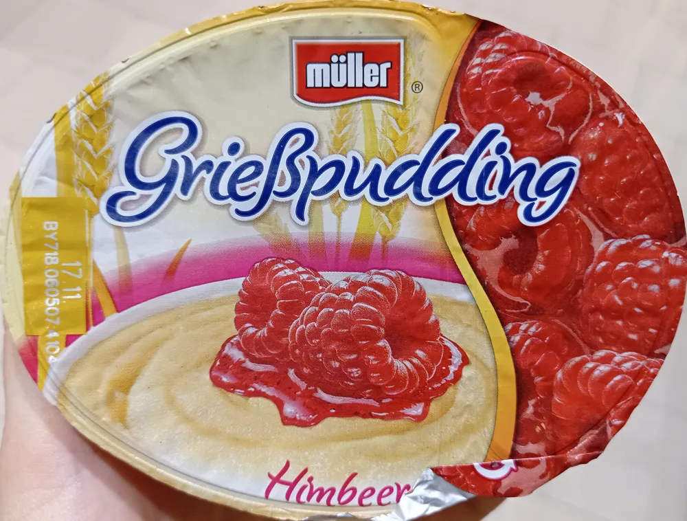 Grießpudding Himbeere