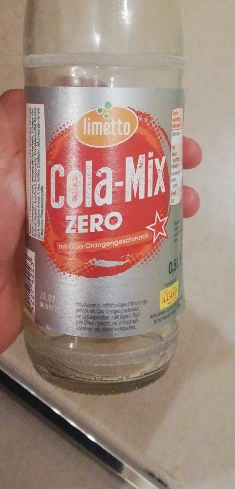 Cola