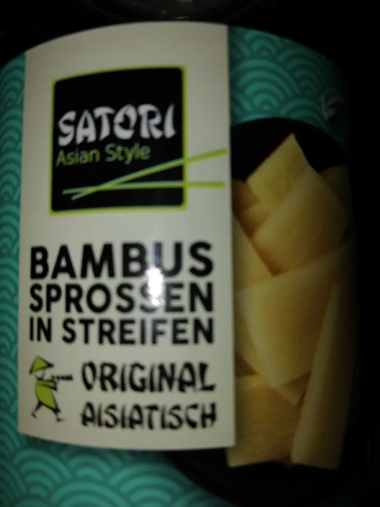 Bambussprossen in Streifen